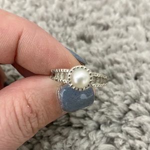 Pearl Ring size 6